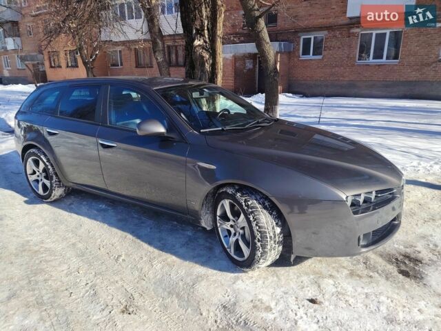 Серый Альфа Ромео 159, объемом двигателя 2.39 л и пробегом 197 тыс. км за 8200 $, фото 6 на Automoto.ua