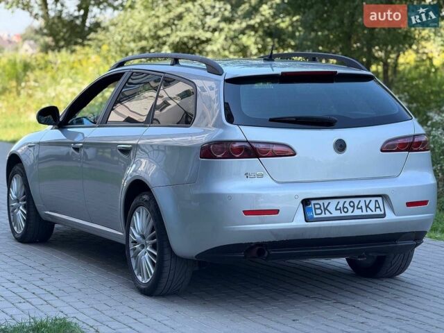 Сірий Альфа Ромео 159, об'ємом двигуна 2 л та пробігом 250 тис. км за 5550 $, фото 3 на Automoto.ua