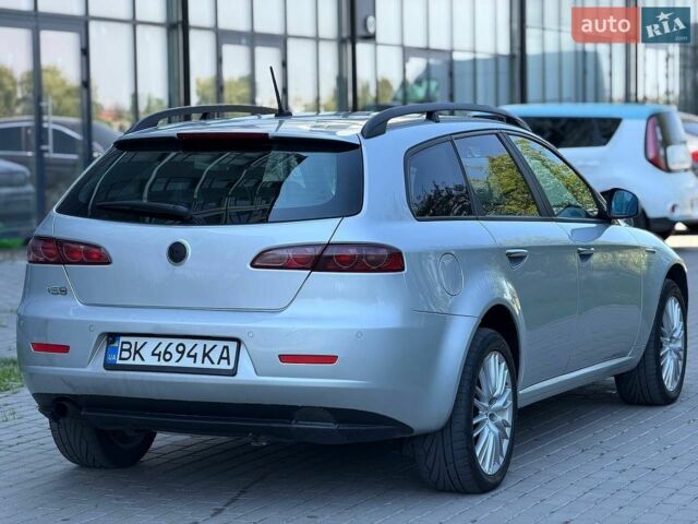 Сірий Альфа Ромео 159, об'ємом двигуна 2 л та пробігом 250 тис. км за 5550 $, фото 5 на Automoto.ua