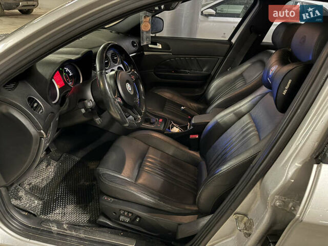 Серый Альфа Ромео 159, объемом двигателя 2 л и пробегом 232 тыс. км за 8000 $, фото 9 на Automoto.ua