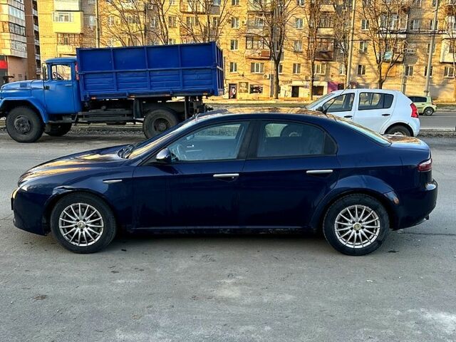 Синий Альфа Ромео 159, объемом двигателя 1.9 л и пробегом 325 тыс. км за 2450 $, фото 1 на Automoto.ua