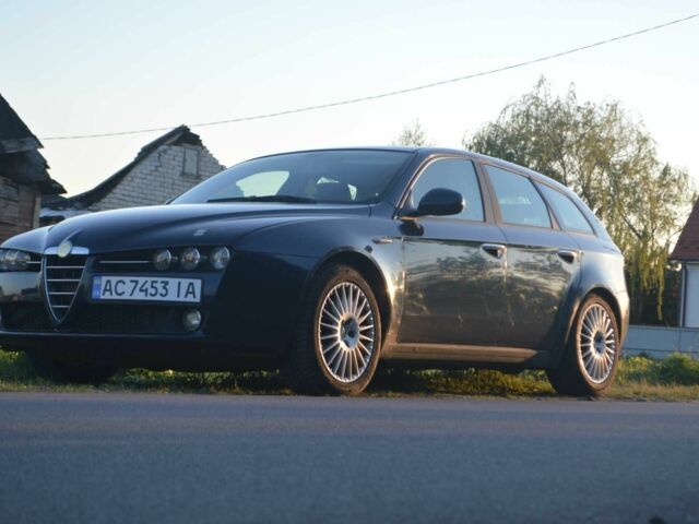 Синий Альфа Ромео 159, объемом двигателя 1.9 л и пробегом 299 тыс. км за 2999 $, фото 1 на Automoto.ua