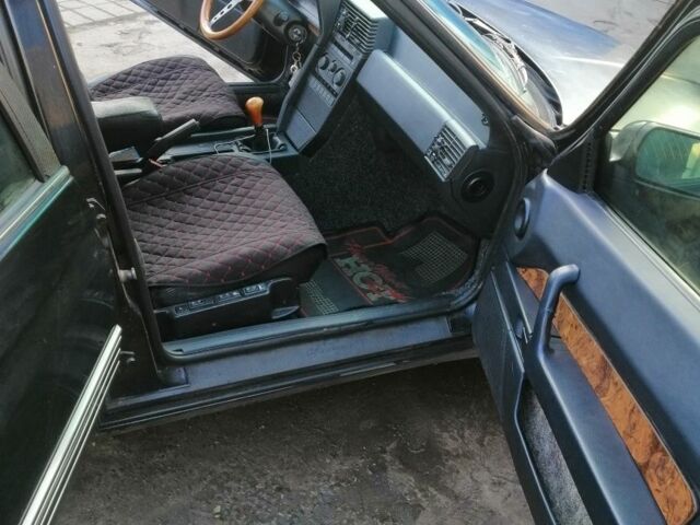 Черный Альфа Ромео 164, объемом двигателя 2 л и пробегом 480 тыс. км за 1200 $, фото 6 на Automoto.ua