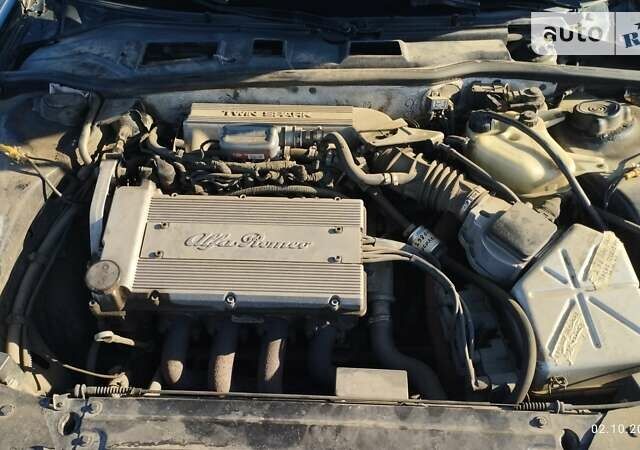 Чорний Альфа Ромео 164, об'ємом двигуна 2 л та пробігом 302 тис. км за 2300 $, фото 9 на Automoto.ua