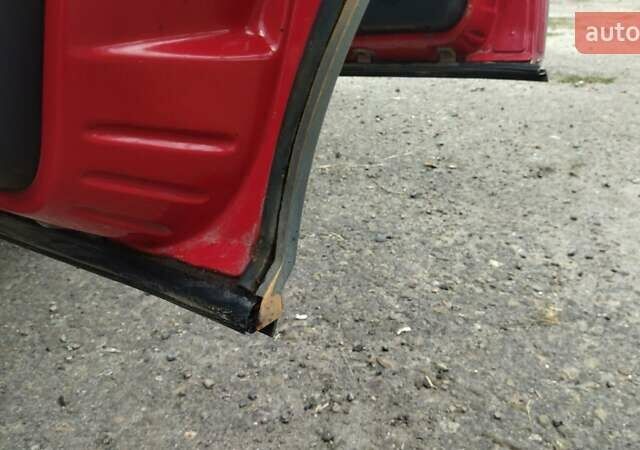 Красный Альфа Ромео 164, объемом двигателя 3 л и пробегом 270 тыс. км за 1400 $, фото 42 на Automoto.ua