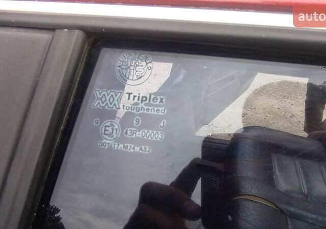 Красный Альфа Ромео 164, объемом двигателя 3 л и пробегом 270 тыс. км за 1400 $, фото 54 на Automoto.ua