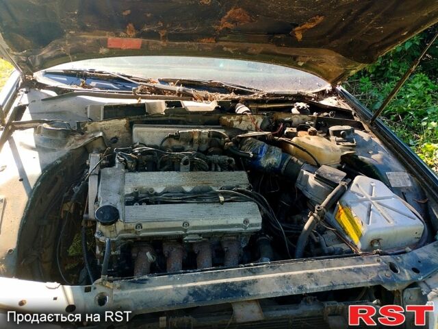 Зеленый Альфа Ромео 164, объемом двигателя 2 л и пробегом 0 тыс. км за 1100 $, фото 4 на Automoto.ua