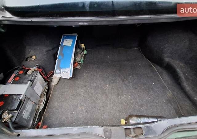 Зеленый Альфа Ромео 164, объемом двигателя 2 л и пробегом 320 тыс. км за 2750 $, фото 3 на Automoto.ua