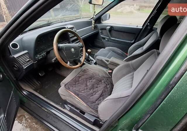 Зеленый Альфа Ромео 164, объемом двигателя 2 л и пробегом 320 тыс. км за 2750 $, фото 10 на Automoto.ua