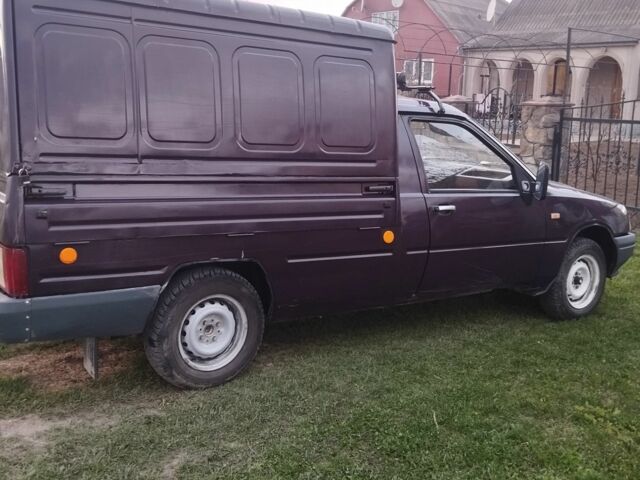 Красный Альфа Ромео 166, объемом двигателя 0 л и пробегом 1 тыс. км за 805 $, фото 3 на Automoto.ua