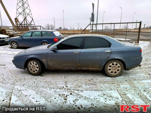 Альфа Ромео 166, об'ємом двигуна 2 л та пробігом 300 тис. км за 950 $, фото 4 на Automoto.ua