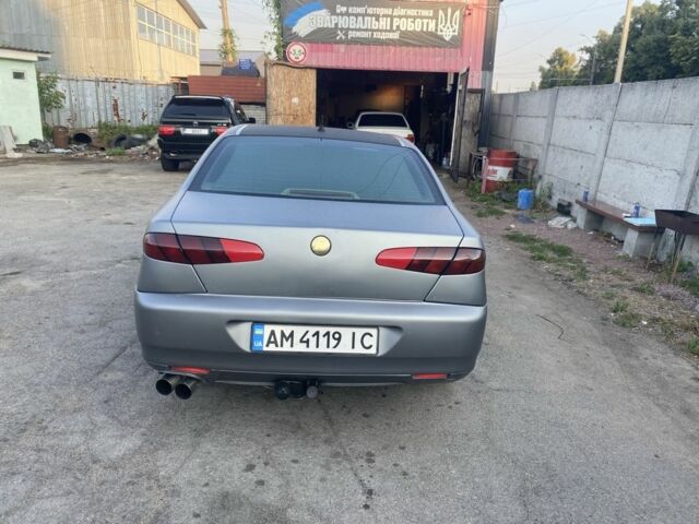 Сірий Альфа Ромео 166, об'ємом двигуна 2.4 л та пробігом 350 тис. км за 3499 $, фото 4 на Automoto.ua