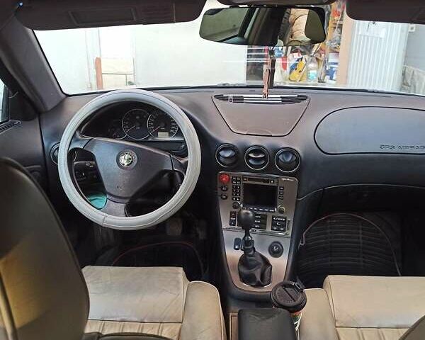 Серый Альфа Ромео 166, объемом двигателя 2 л и пробегом 261 тыс. км за 2800 $, фото 12 на Automoto.ua