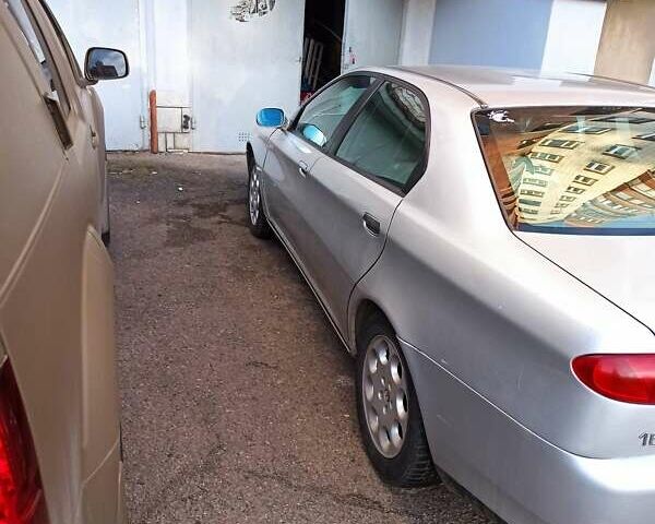 Серый Альфа Ромео 166, объемом двигателя 2 л и пробегом 261 тыс. км за 2800 $, фото 9 на Automoto.ua