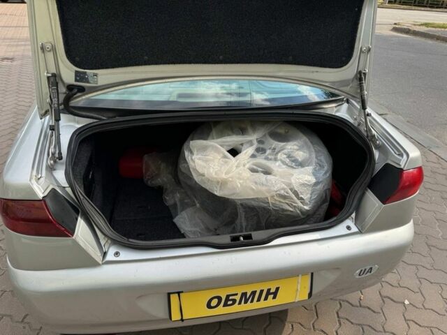 Сірий Альфа Ромео 166, об'ємом двигуна 2.4 л та пробігом 320 тис. км за 3900 $, фото 17 на Automoto.ua