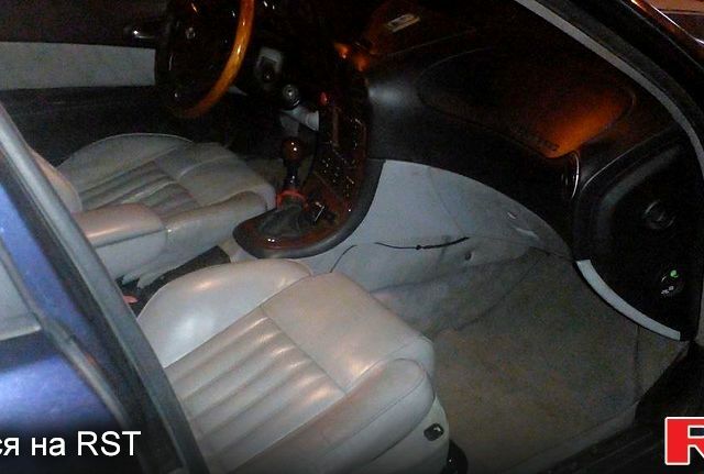 Синий Альфа Ромео 166, объемом двигателя 2.4 л и пробегом 325 тыс. км за 1400 $, фото 2 на Automoto.ua