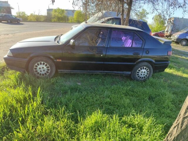 Черный Альфа Ромео 33, объемом двигателя 1.4 л и пробегом 250 тыс. км за 900 $, фото 2 на Automoto.ua