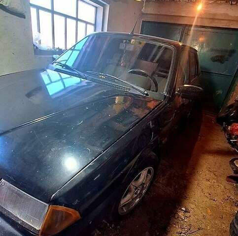 Чорний Альфа Ромео 33, об'ємом двигуна 1.7 л та пробігом 303 тис. км за 380 $, фото 10 на Automoto.ua