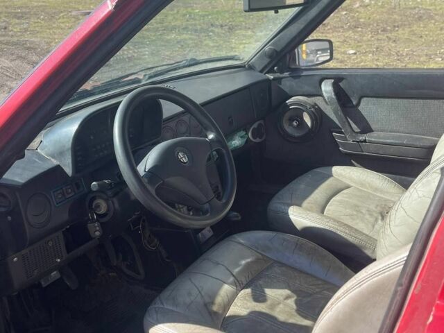 Красный Альфа Ромео 33, объемом двигателя 1.4 л и пробегом 100 тыс. км за 650 $, фото 6 на Automoto.ua