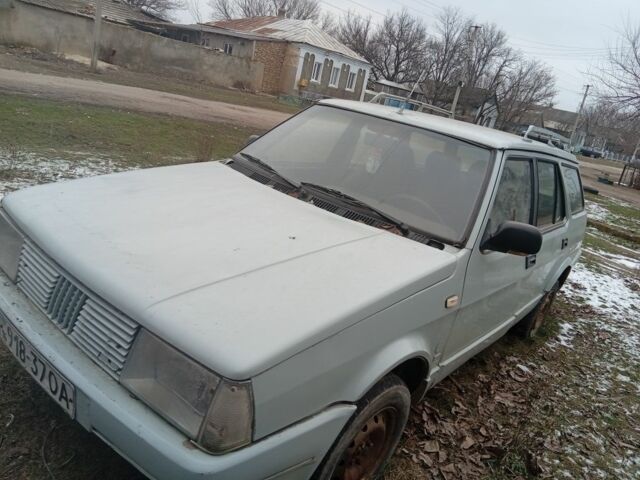 Красный Альфа Ромео 33, объемом двигателя 1 л и пробегом 111 тыс. км за 5000 $, фото 4 на Automoto.ua