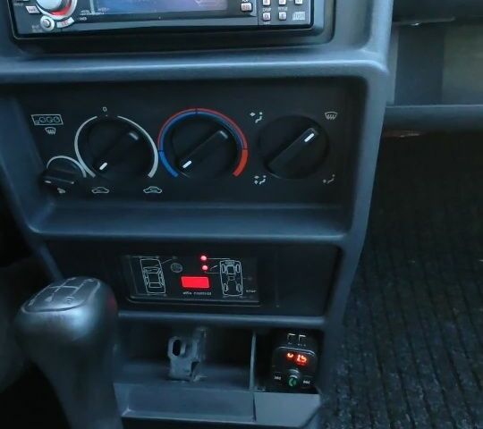 Червоний Альфа Ромео 33, об'ємом двигуна 1.7 л та пробігом 233 тис. км за 1300 $, фото 9 на Automoto.ua