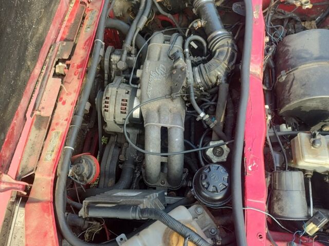 Красный Альфа Ромео 33, объемом двигателя 0 л и пробегом 160 тыс. км за 355 $, фото 4 на Automoto.ua