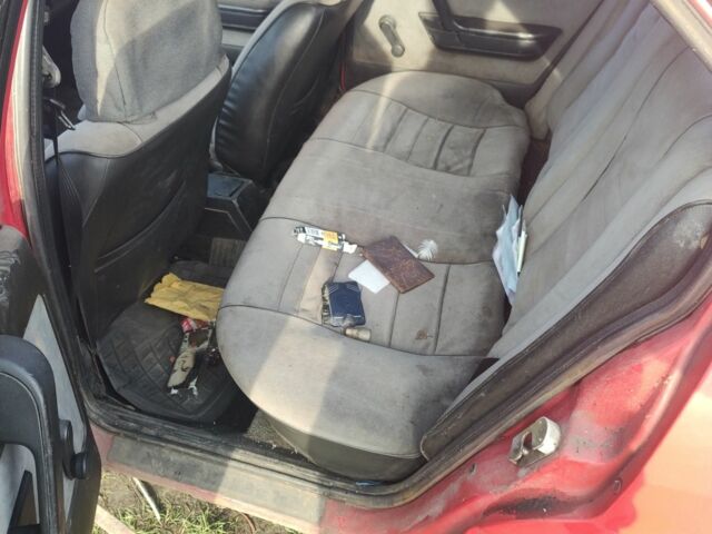 Красный Альфа Ромео 33, объемом двигателя 0 л и пробегом 160 тыс. км за 355 $, фото 6 на Automoto.ua