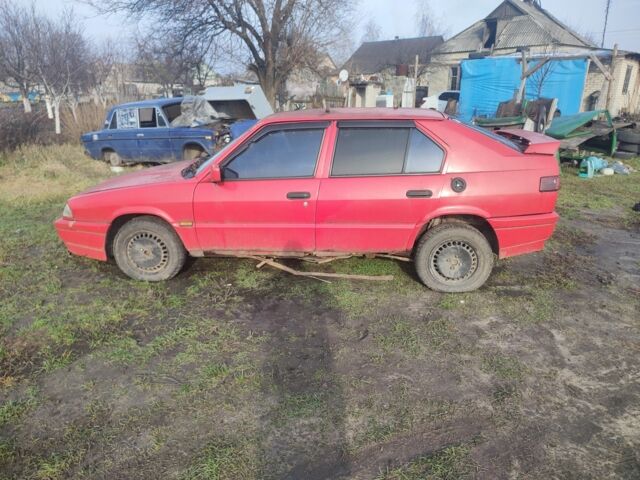 Красный Альфа Ромео 33, объемом двигателя 0 л и пробегом 160 тыс. км за 355 $, фото 1 на Automoto.ua