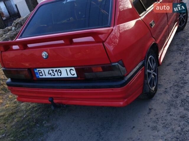 Красный Альфа Ромео 33, объемом двигателя 1.35 л и пробегом 400 тыс. км за 900 $, фото 3 на Automoto.ua