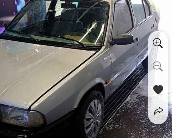 Сірий Альфа Ромео 33, об'ємом двигуна 1.5 л та пробігом 333 тис. км за 1000 $, фото 3 на Automoto.ua