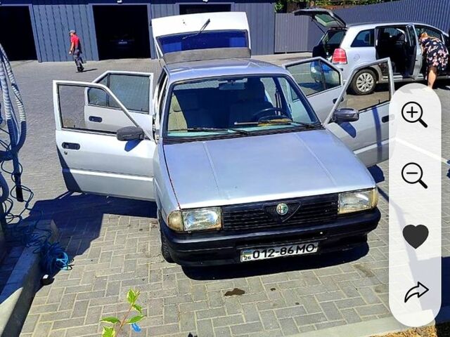 Сірий Альфа Ромео 33, об'ємом двигуна 1.5 л та пробігом 333 тис. км за 800 $, фото 1 на Automoto.ua