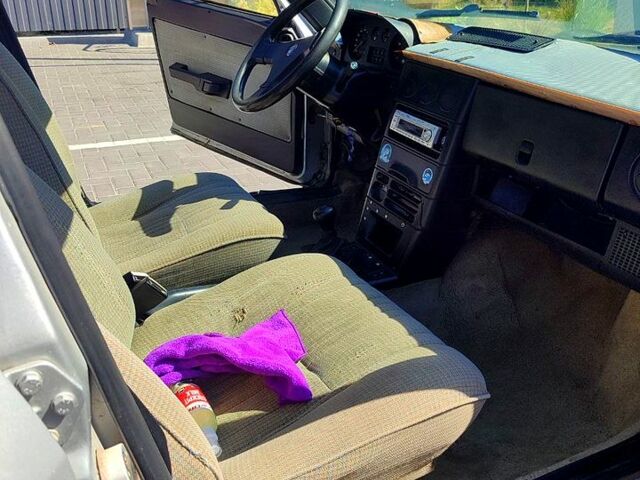 Сірий Альфа Ромео 33, об'ємом двигуна 1.6 л та пробігом 425 тис. км за 800 $, фото 8 на Automoto.ua