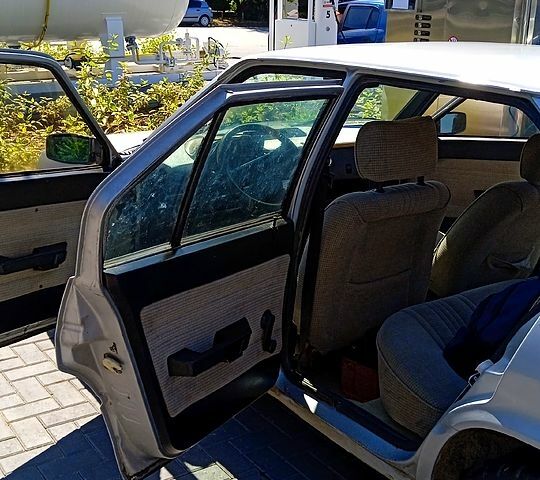 Сірий Альфа Ромео 33, об'ємом двигуна 1.6 л та пробігом 425 тис. км за 800 $, фото 7 на Automoto.ua