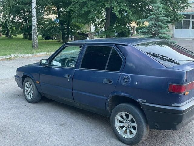 Синий Альфа Ромео 33, объемом двигателя 1.5 л и пробегом 170 тыс. км за 714 $, фото 3 на Automoto.ua