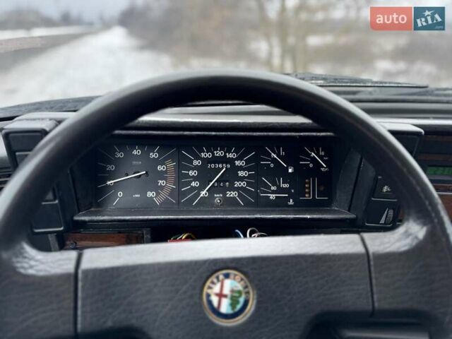 Чорний Альфа Ромео 75, об'ємом двигуна 1.8 л та пробігом 204 тис. км за 1700 $, фото 14 на Automoto.ua