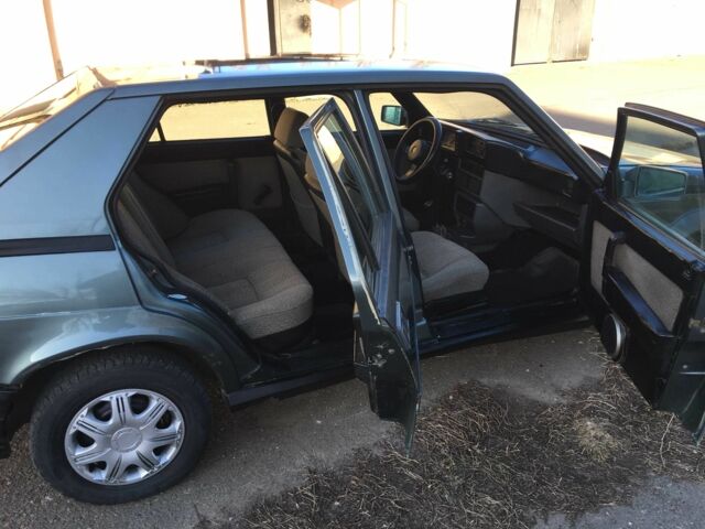 Серый Альфа Ромео 75, объемом двигателя 1.6 л и пробегом 200 тыс. км за 850 $, фото 10 на Automoto.ua