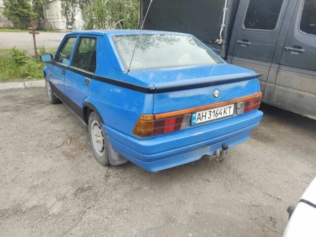 Синій Альфа Ромео 75, об'ємом двигуна 2 л та пробігом 3 тис. км за 953 $, фото 3 на Automoto.ua