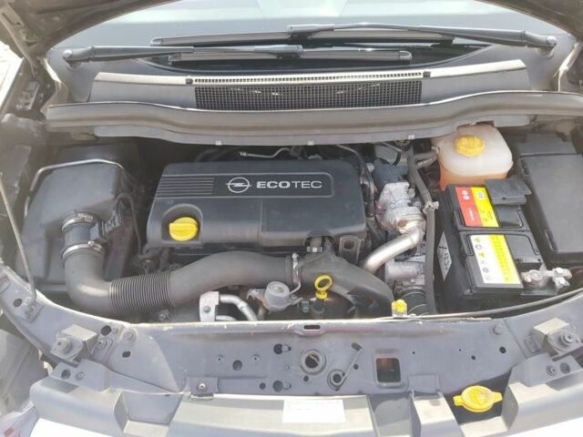 Черный Альфа Ромео 90, объемом двигателя 1.8 л и пробегом 130 тыс. км за 3498 $, фото 4 на Automoto.ua