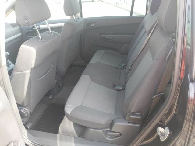 Черный Альфа Ромео 90, объемом двигателя 1.8 л и пробегом 130 тыс. км за 3498 $, фото 16 на Automoto.ua