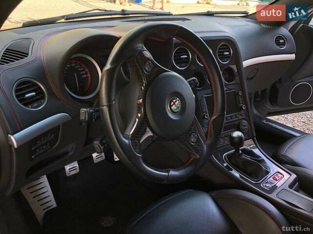 Черный Альфа Ромео Брера, объемом двигателя 1.7 л и пробегом 75 тыс. км за 25000 $, фото 1 на Automoto.ua