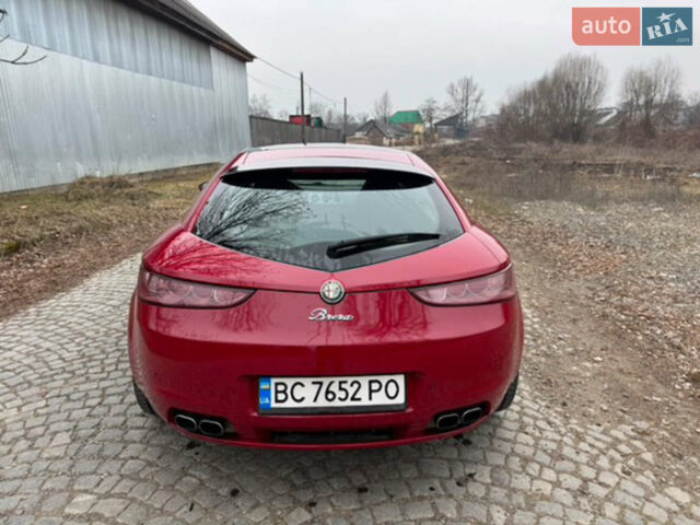 Красный Альфа Ромео Брера, объемом двигателя 2.2 л и пробегом 170 тыс. км за 7300 $, фото 2 на Automoto.ua