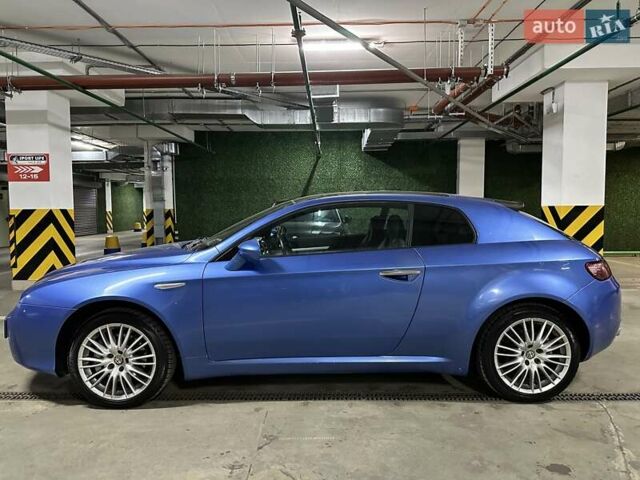 Синій Альфа Ромео Brera, об'ємом двигуна 2.2 л та пробігом 153 тис. км за 11600 $, фото 6 на Automoto.ua
