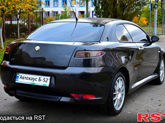 Черный Альфа Ромео ГТ, объемом двигателя 1.9 л и пробегом 227 тыс. км за 4200 $, фото 3 на Automoto.ua