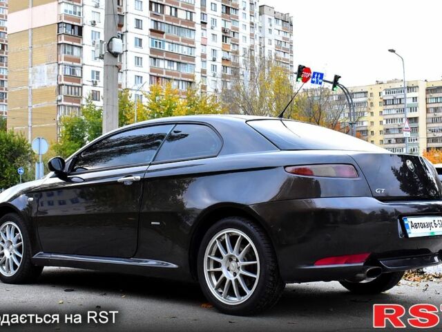 Черный Альфа Ромео ГТ, объемом двигателя 1.9 л и пробегом 227 тыс. км за 4200 $, фото 1 на Automoto.ua