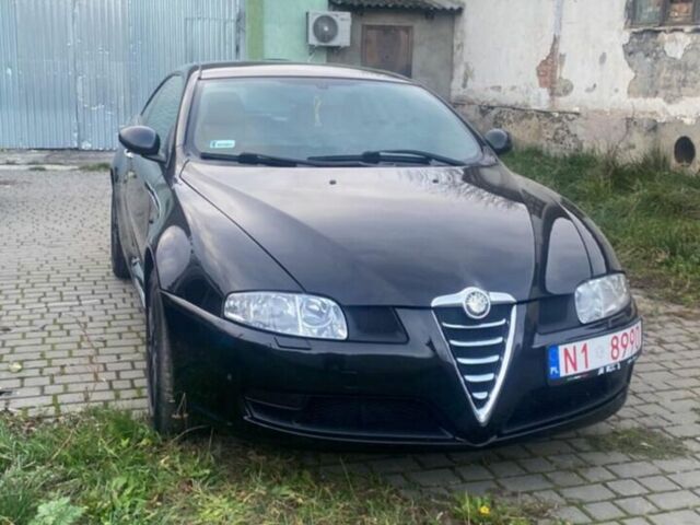 Чорний Альфа Ромео GT, об'ємом двигуна 1.9 л та пробігом 255 тис. км за 4800 $, фото 2 на Automoto.ua