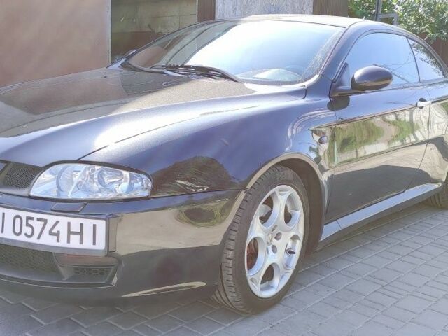 Чорний Альфа Ромео GT, об'ємом двигуна 2 л та пробігом 208 тис. км за 4519 $, фото 3 на Automoto.ua