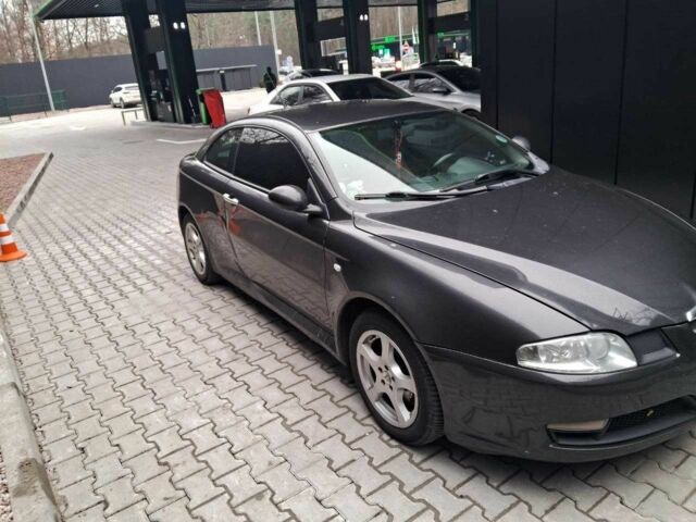 Черный Альфа Ромео ГТ, объемом двигателя 1.9 л и пробегом 298 тыс. км за 4000 $, фото 3 на Automoto.ua