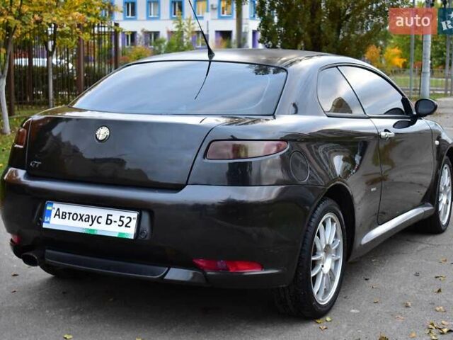 Черный Альфа Ромео ГТ, объемом двигателя 1.9 л и пробегом 227 тыс. км за 4200 $, фото 1 на Automoto.ua