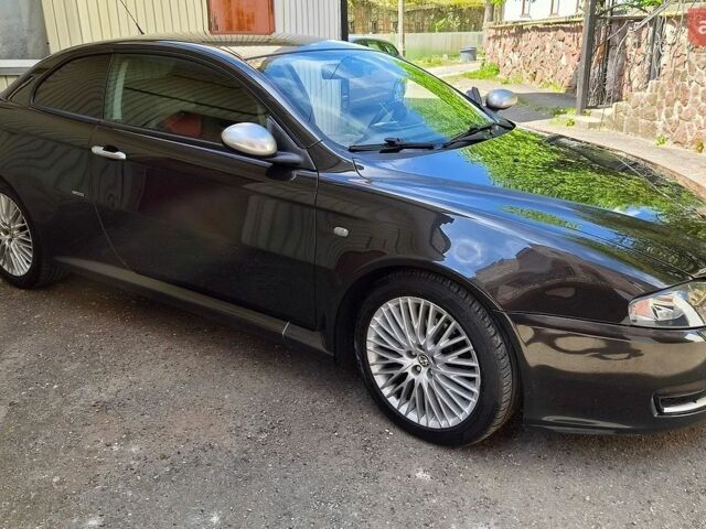Чорний Альфа Ромео GT, об'ємом двигуна 1.91 л та пробігом 247 тис. км за 5900 $, фото 28 на Automoto.ua