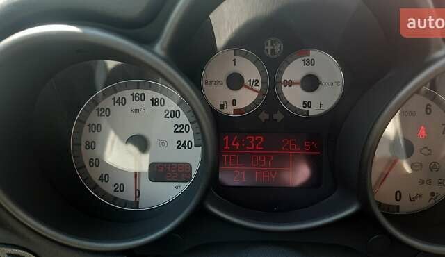 Червоний Альфа Ромео GT, об'ємом двигуна 1.97 л та пробігом 172 тис. км за 4150 $, фото 22 на Automoto.ua